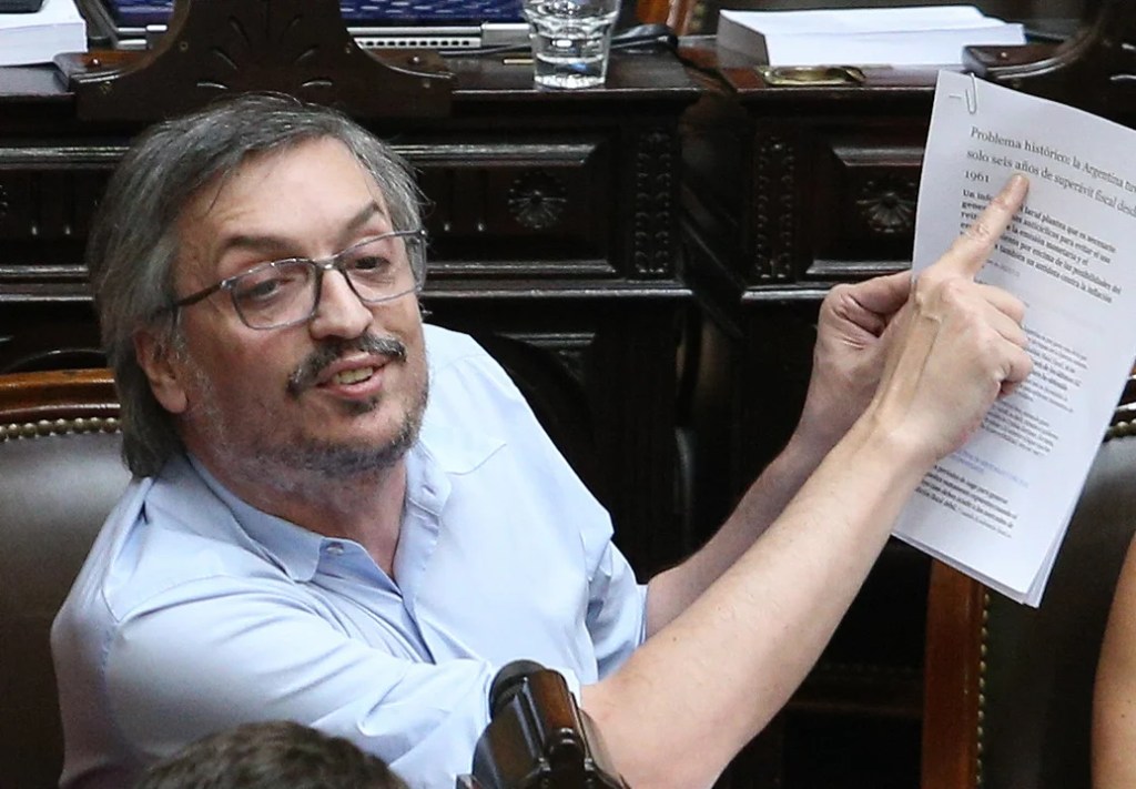 Máximo Kirchner será operado y genera expectativa sobre su&nbsp;evolución