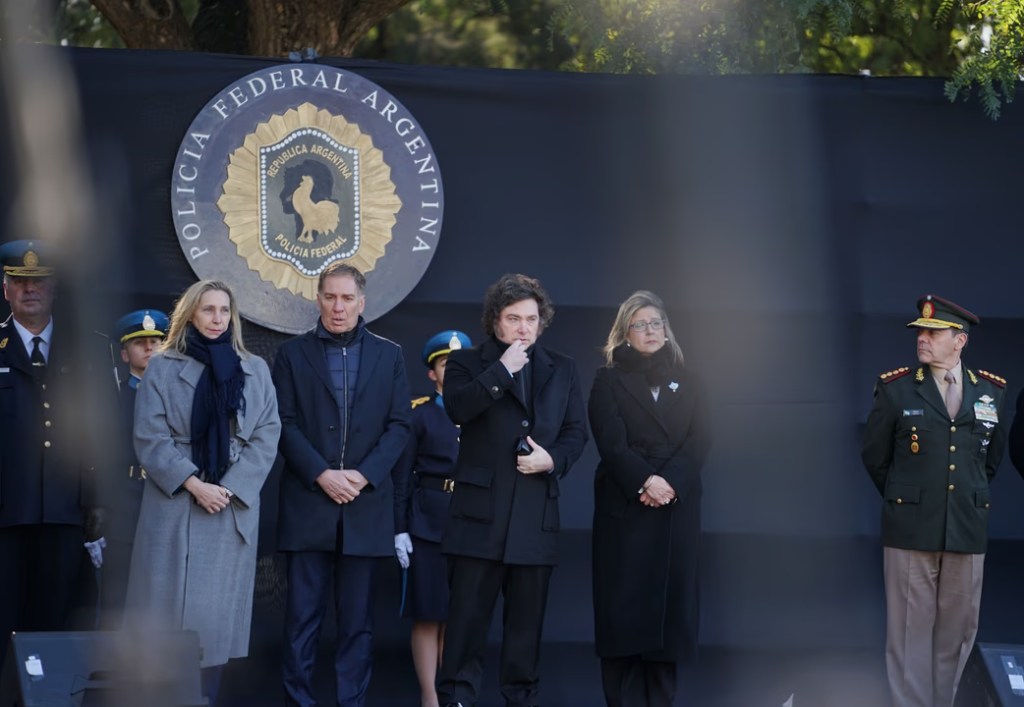 Milei encabezó un homenaje a policías caídos en cumplimiento del&nbsp;deber